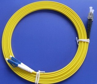 電信級(jí)LC-LC光纖跳線 寧波跳線生產(chǎn)基地的品質(zhì)之光