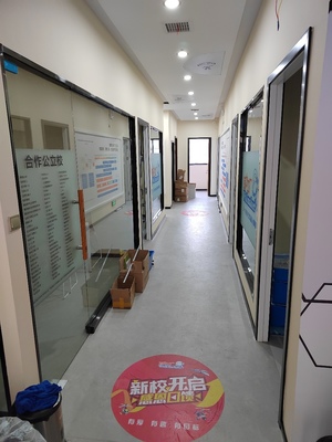 招聘教師+招生銷售(瓦力工廠少兒機器人編程)
