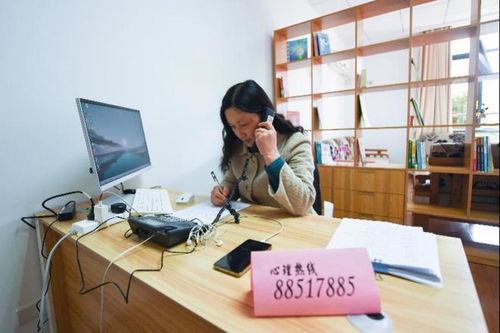 一周熱聞薦讀 多地過度防疫被通報 進小區強制刷臉被告